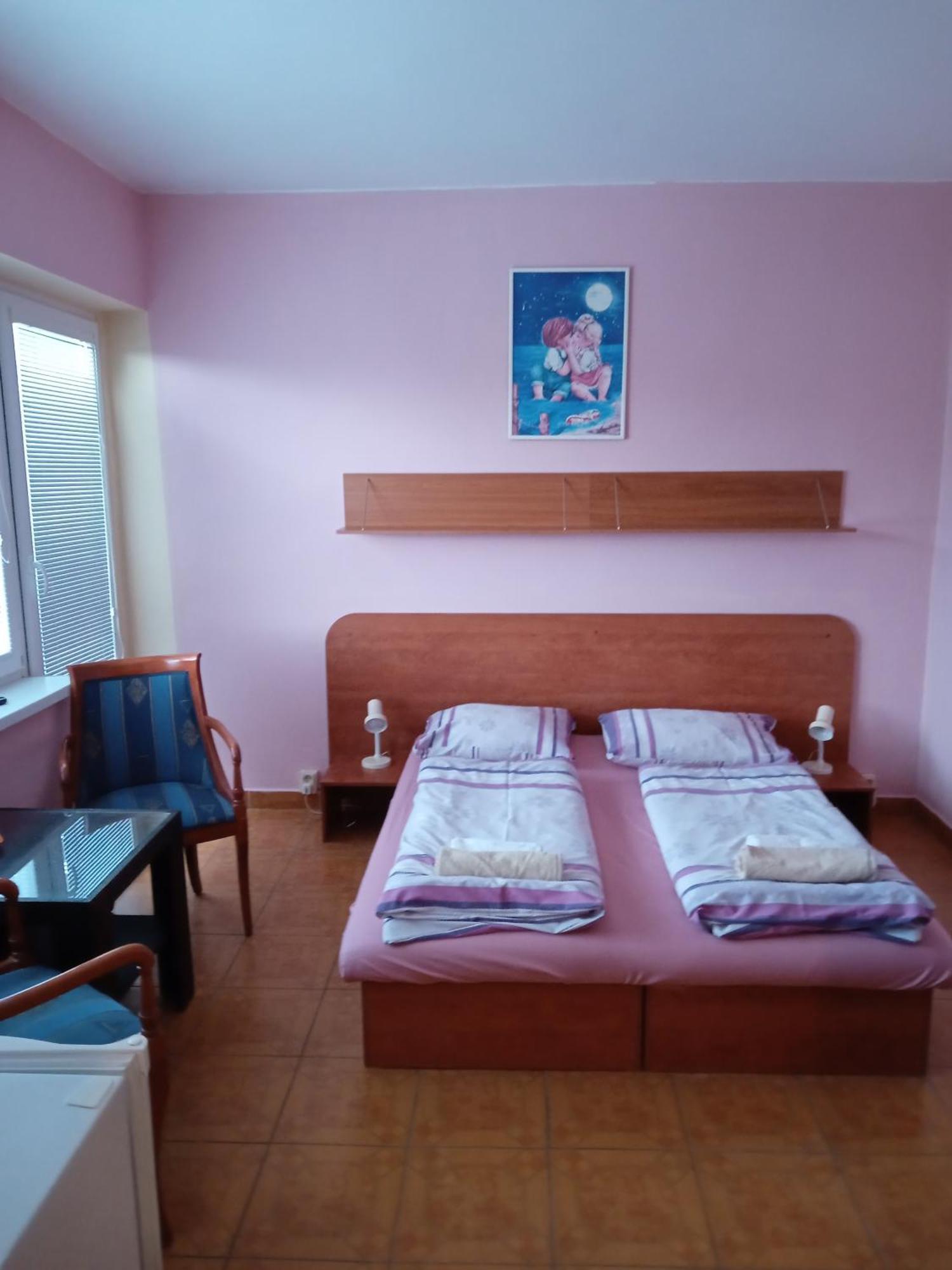 Garni Hotel Sonata Trenčianske Teplice Buitenkant foto