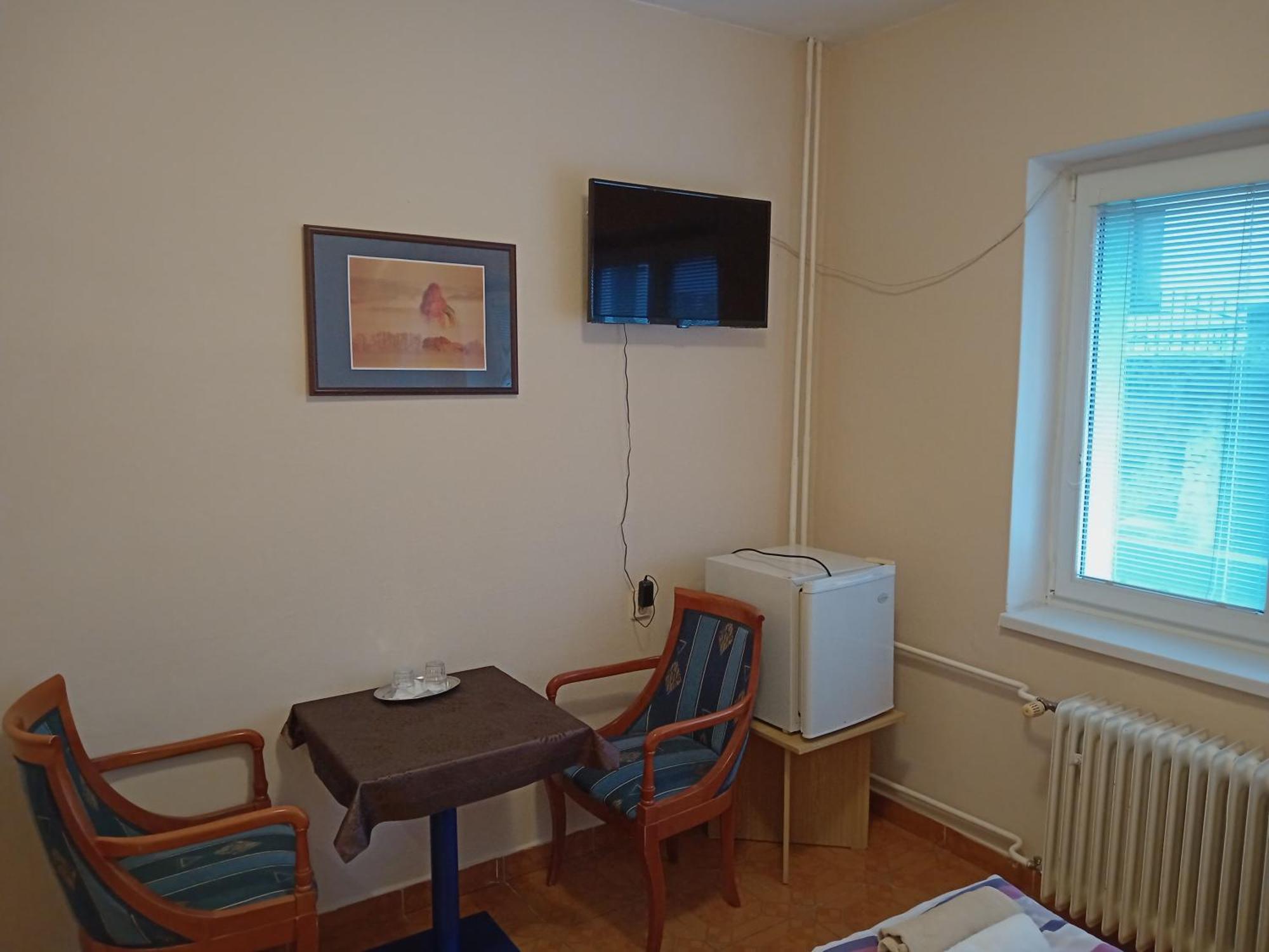 Garni Hotel Sonata Trenčianske Teplice Buitenkant foto